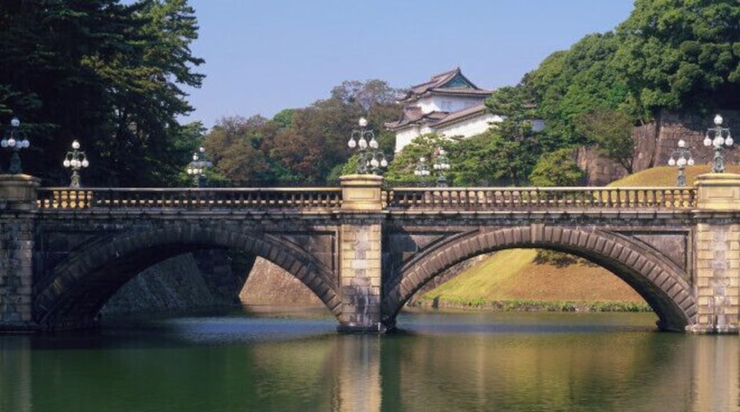 Keisarillisen palatsin itÀinen puutarha