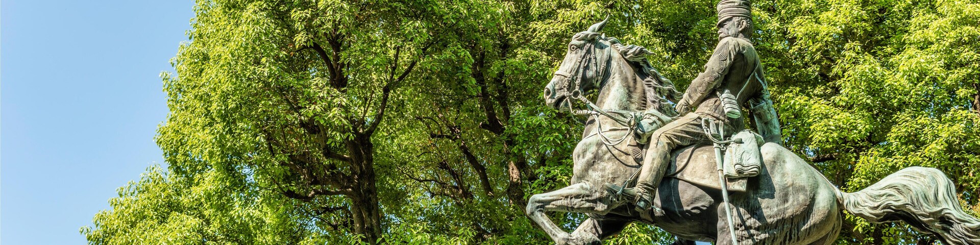 JEETXM Monument of Prince Kitashirakawa Yoshihisa at Kitanormaru Koen, Tokyo, Japan | Denkmal von Prinz Kitashirakawa Yoshihisa im Kitanormaru Koen, Tokio, J