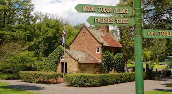Fitzroy montrant maison et signalisation