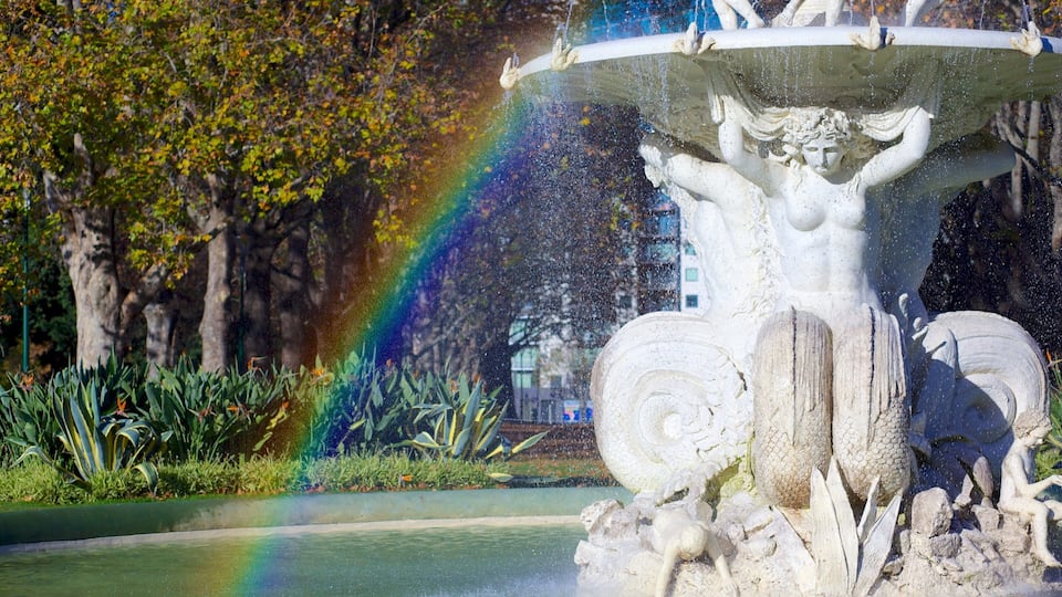 Carlton Gardens showing art, a garden and outdoor art