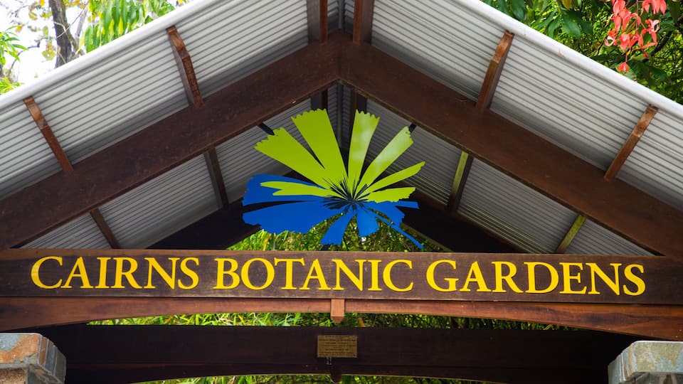 Flecker Botanic Gardens featuring signage