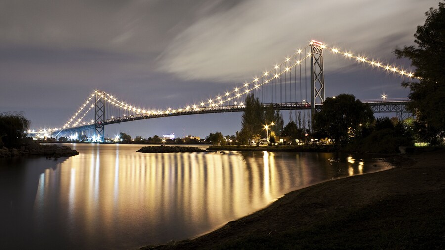 Ambassador Bridge (pont)