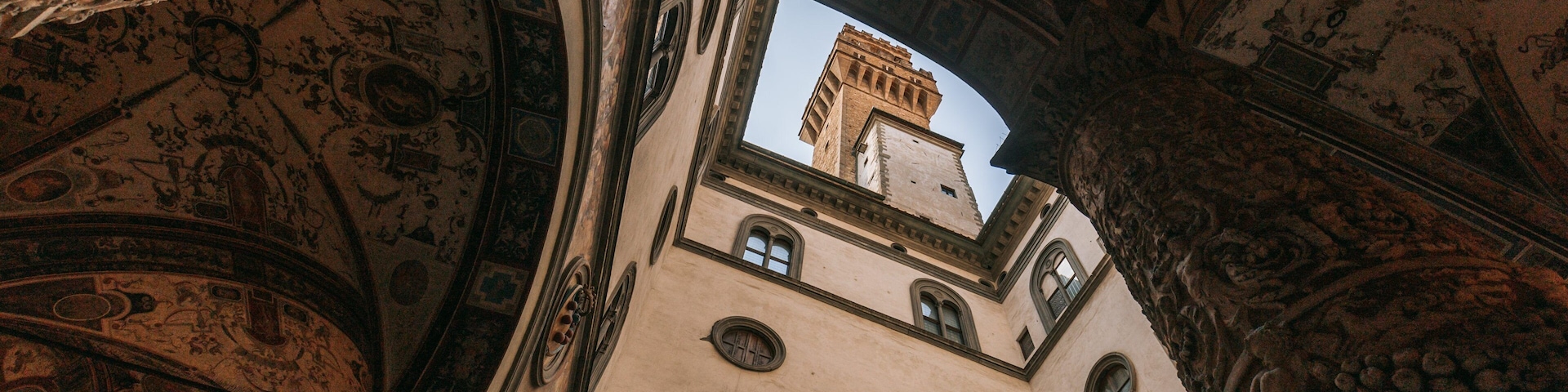 Piazza della Signoria featuring heritage architecture