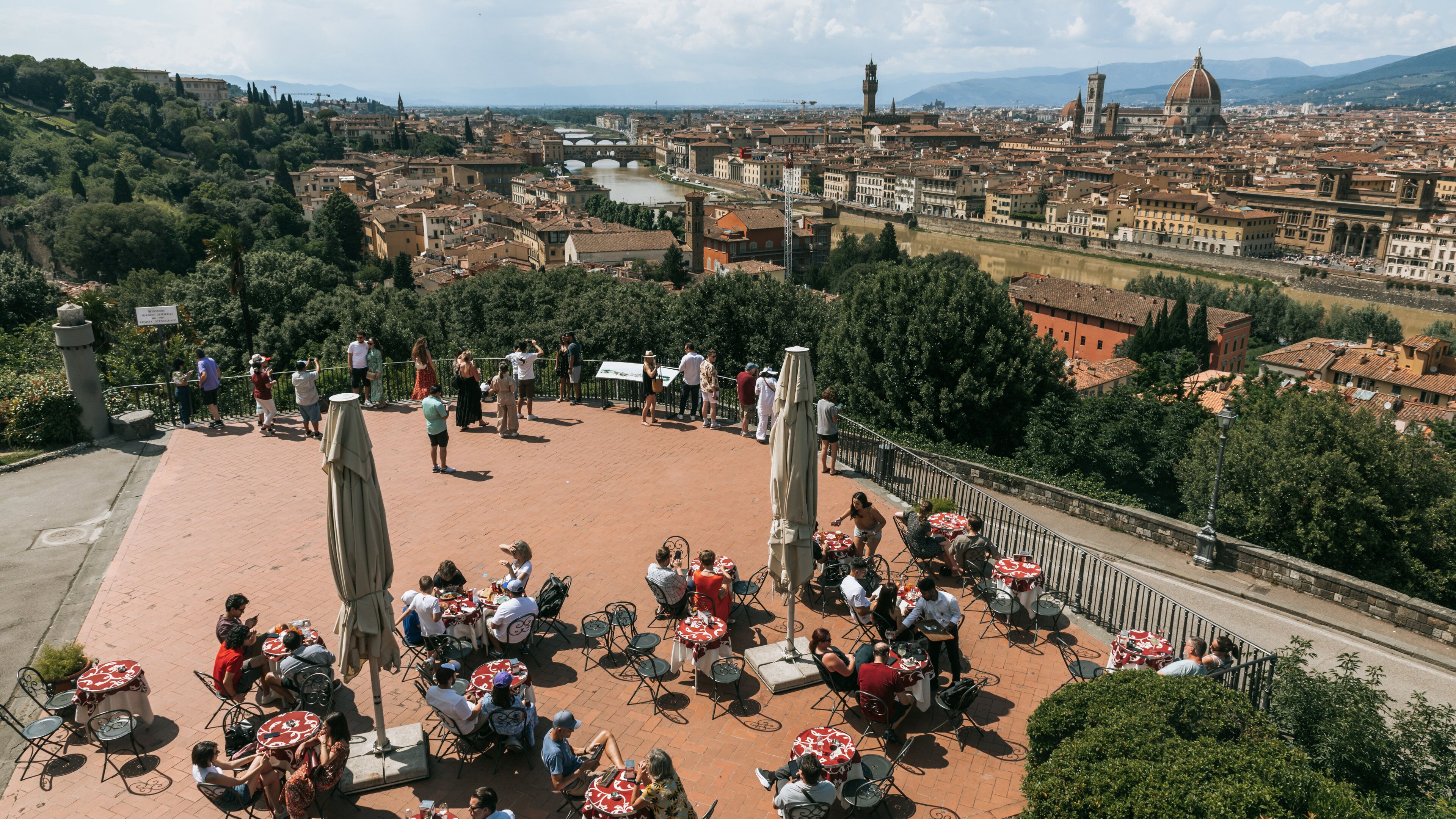 Piazzale Michelangelo featuring landscape views, outdoor eating and views
