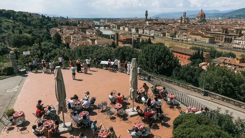 Piazzale Michelangelo featuring landscape views, outdoor eating and views