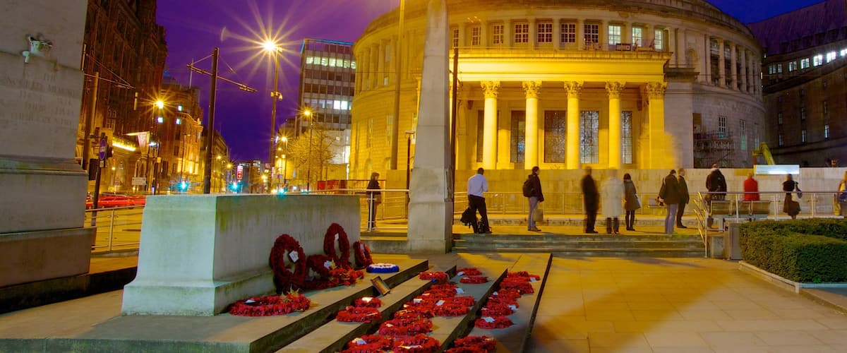 St. Peter\'s Square featuring heritage architecture, a city and night scenes