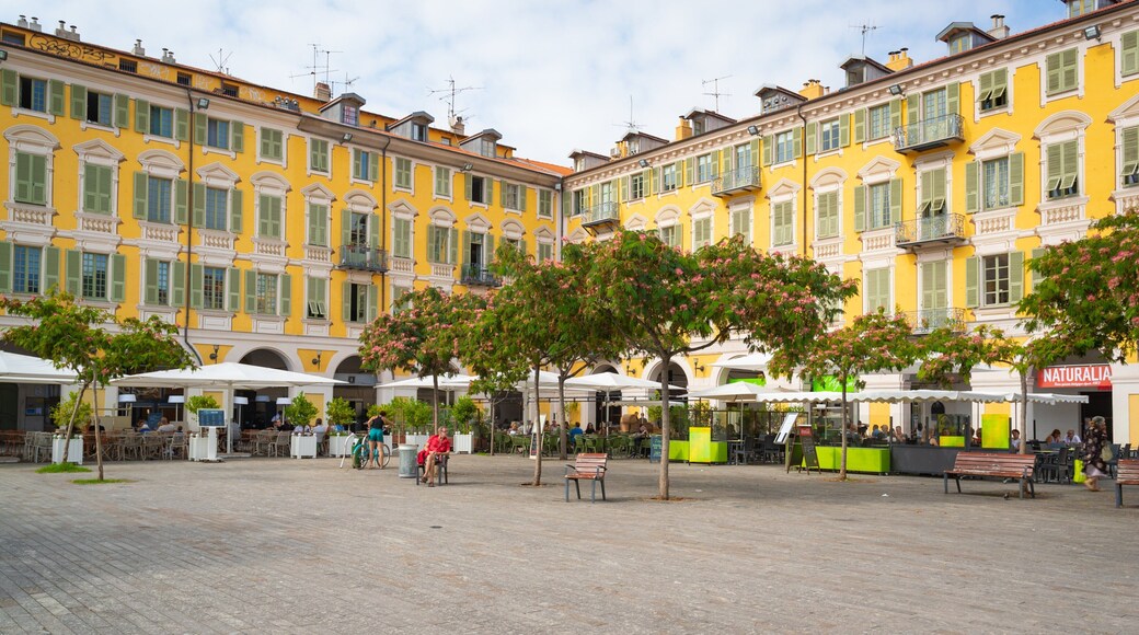 Place Garibaldi featuring a square or plaza