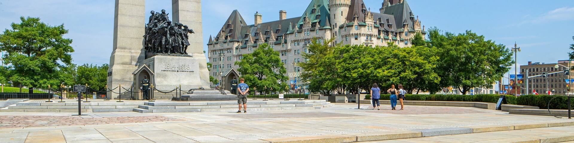 Confederation Square featuring a square or plaza and a monument