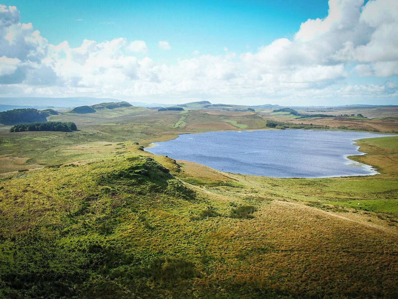 Northumberland National Park encompasses an area in northern England made up of hills, ponds, meadows, patches of forests, bogs and marshes.

#NationalPark