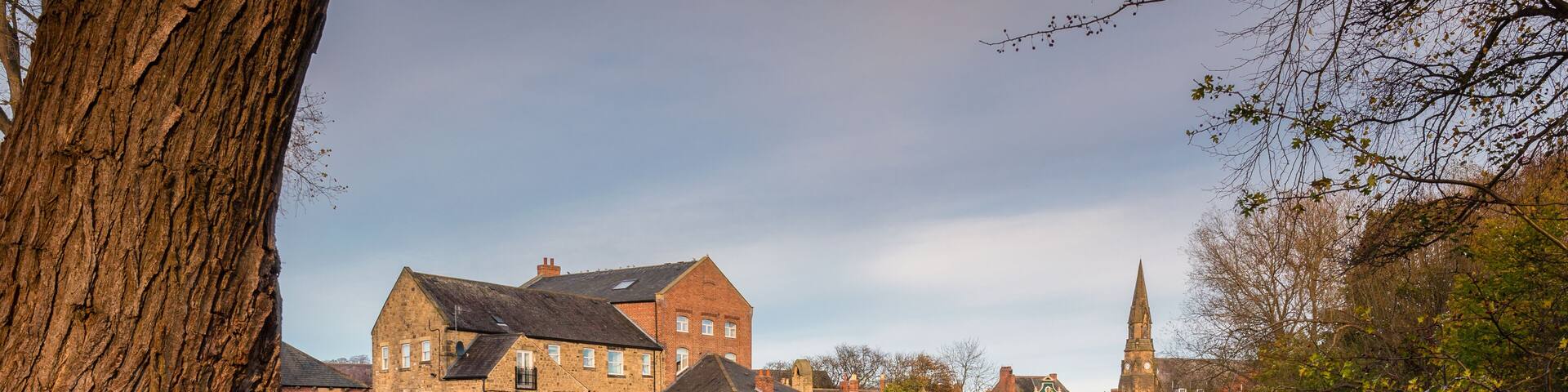 River Wansbeck Weir in Morpeth / The River Wansbeck passes through the centre of the market town of Morpeth in Northumberland