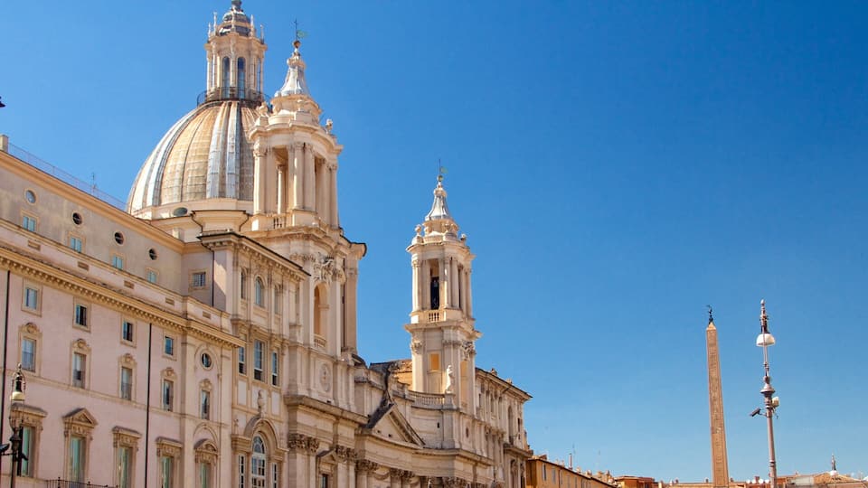 Piazza Navona caracterizando arquitetura de patrimônio