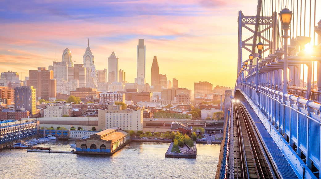 Philadelphia skyline at sunset