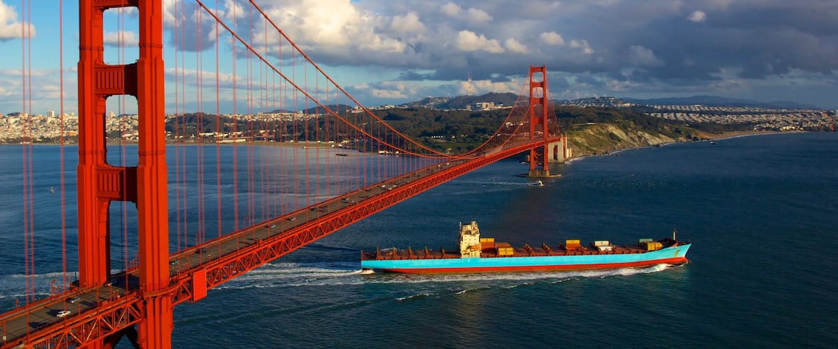 San Francisco fasiliteter samt bro, kyst og båter