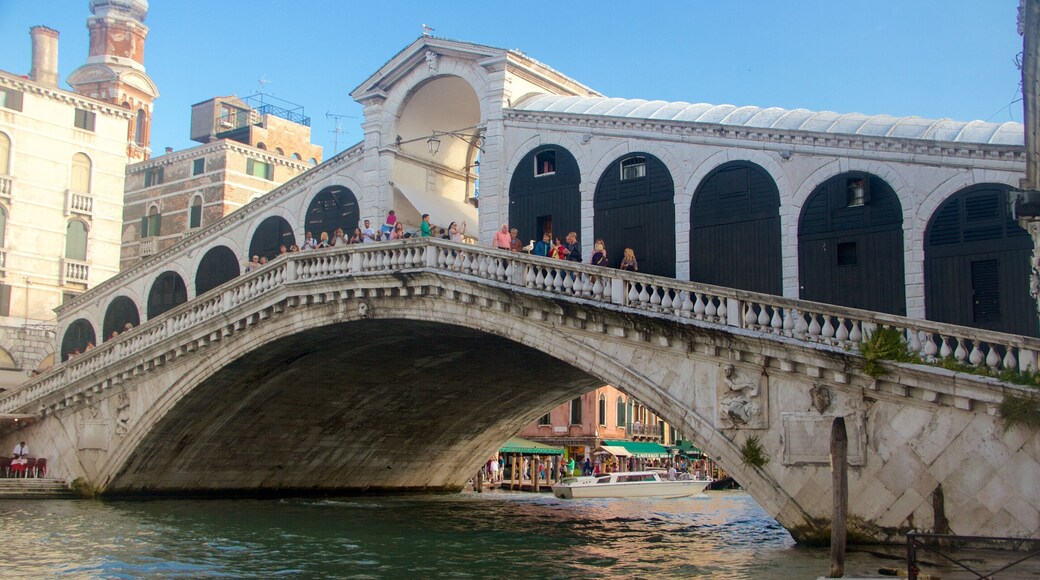 Rialto Bridge featuring heritage architecture, a lake or waterhole and a bridge