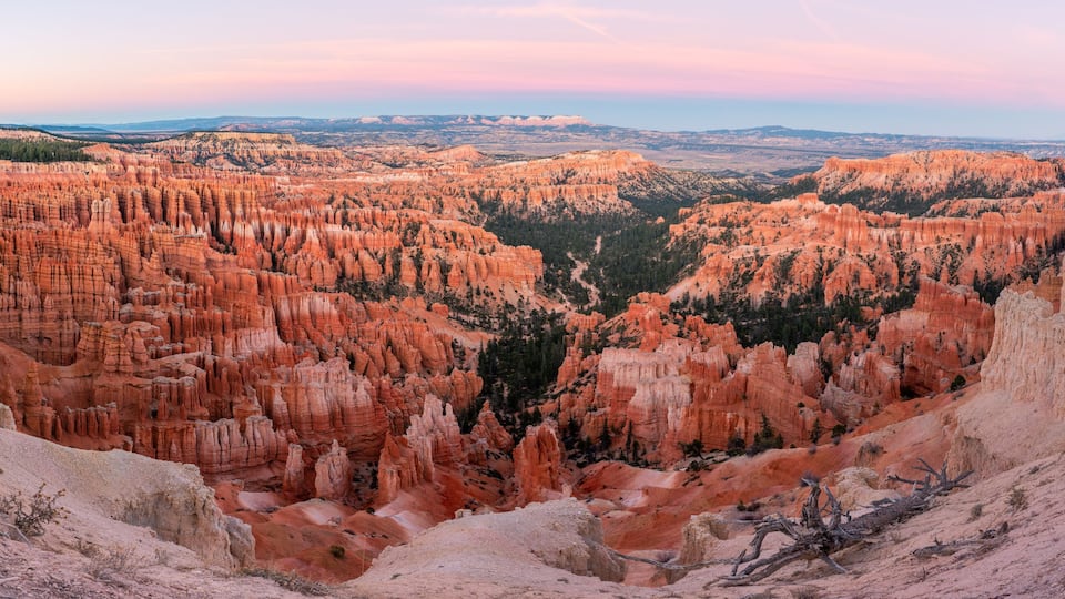 Sunrise Panorama of Bryce Canyon National Park