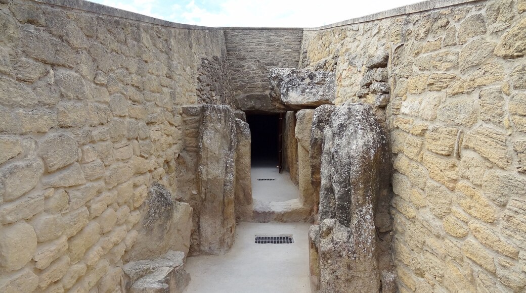 Dolmen de Viera in Antequera, Provinz Málaga, Spanien