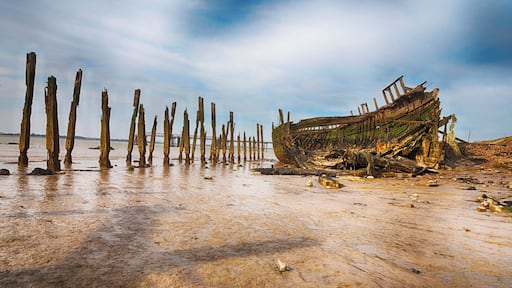January 2012
Overlooking the Helford River at Port Navas. We stayed here in December, its cold but the scenery is fantastic.