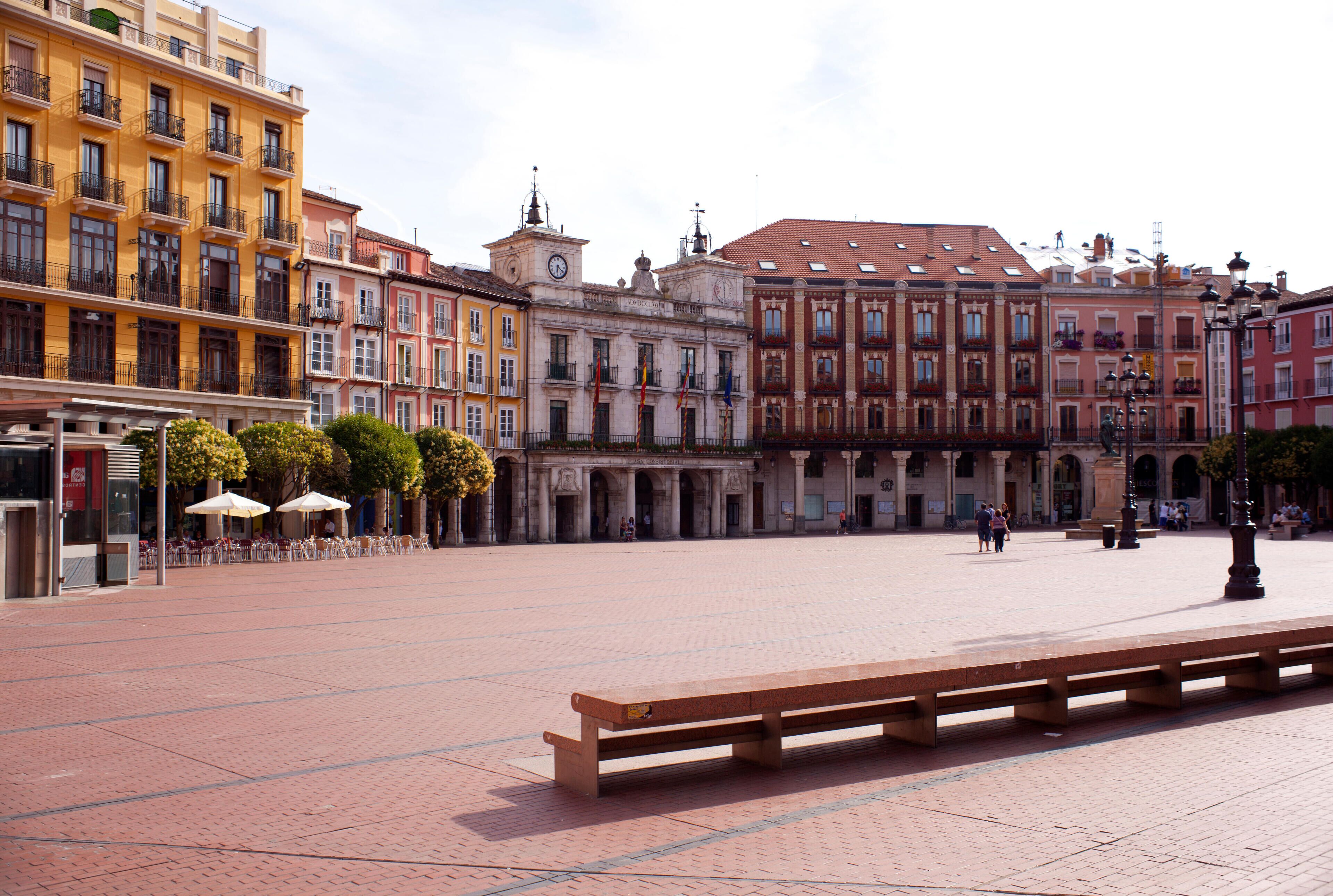 F24TPJ Empty in the city of Burgos, Spain