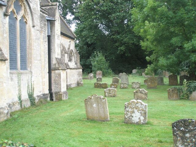 Graves in the churchyard at St Martin's, Bladon