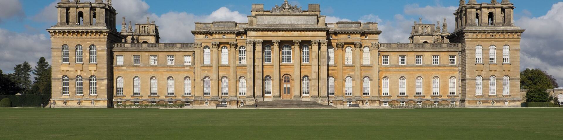 This place is a UNESCO World Heritage Site, listed as Blenheim Palace.