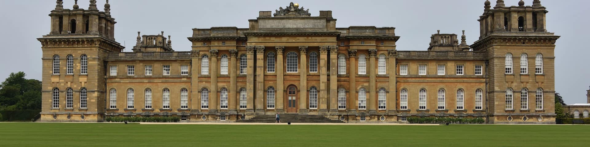 Blenheim Palace, a Georgian building that is the only secular, non-royal palace in England