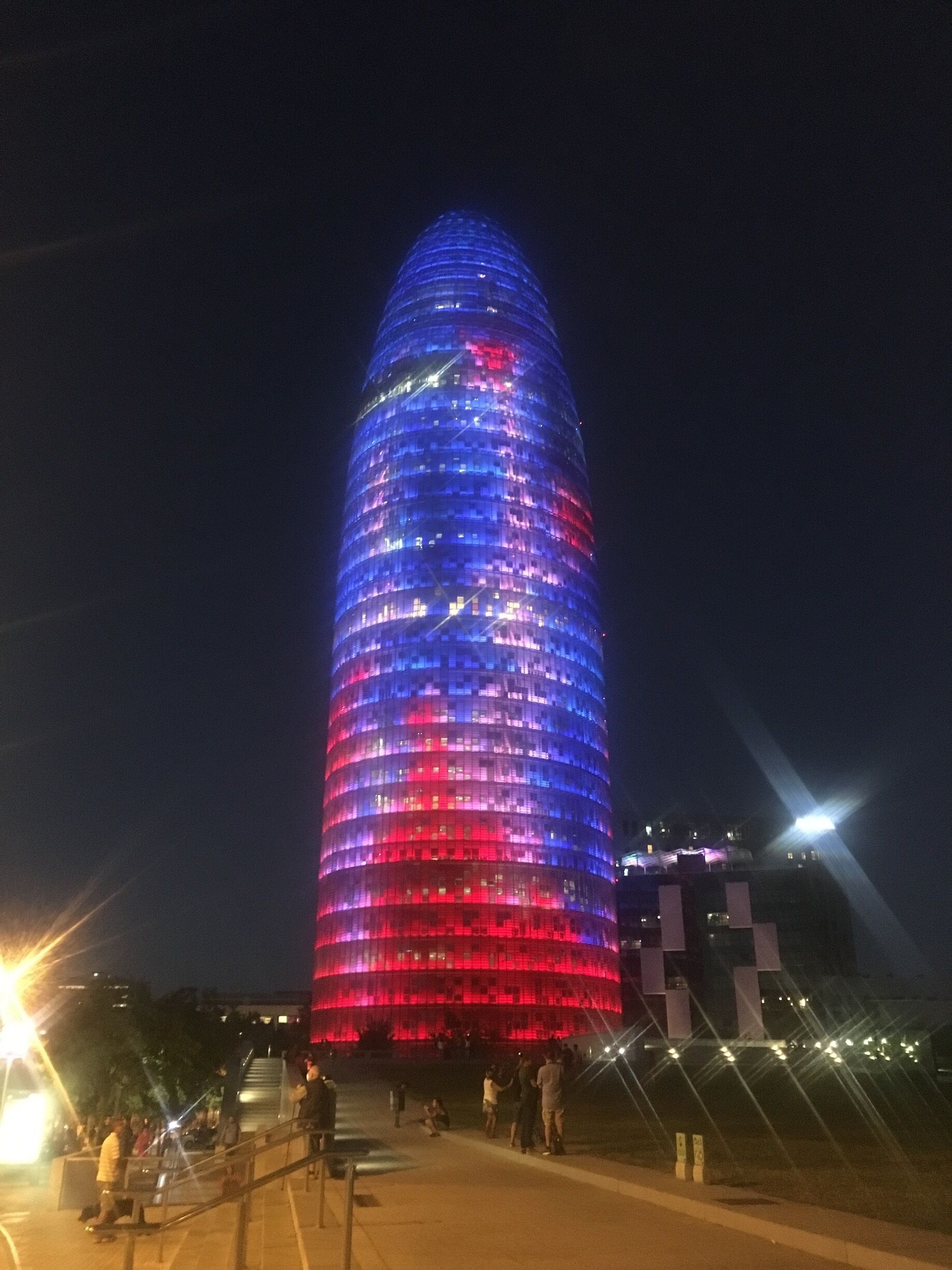 When I went to see it on websites was tower of Adgab will not lighting and do any show. And I was lucky they lied 😂😂