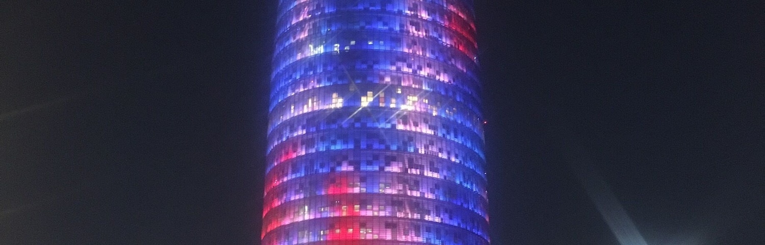 When I went to see it on websites was tower of Adgab will not lighting and do any show. And I was lucky they lied đđ