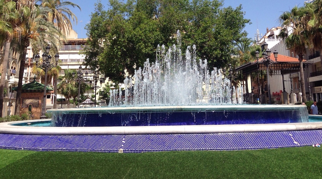 A great little plaza to relax, eat, drink and people watch!