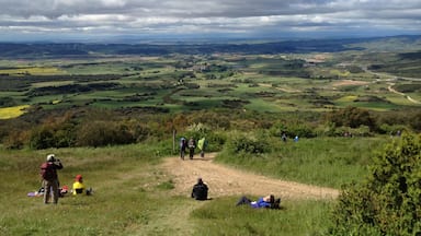 Perfect place for a pilgrim to rest and have lunch along the camino de Santiago!