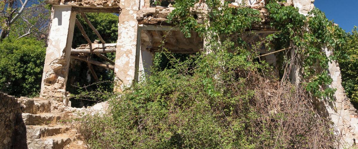 A ruined house, Riofrio, Loja, Andalusia, Spain.