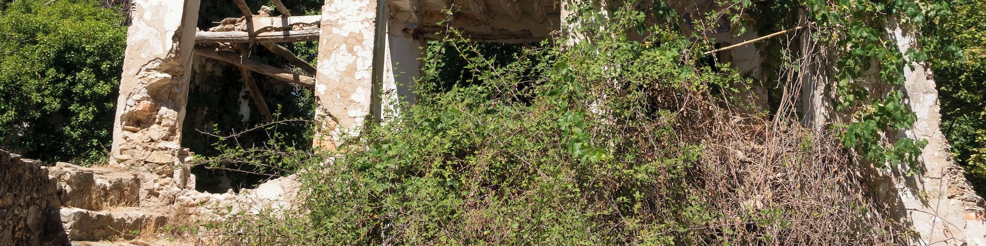 A ruined house, Riofrio, Loja, Andalusia, Spain.