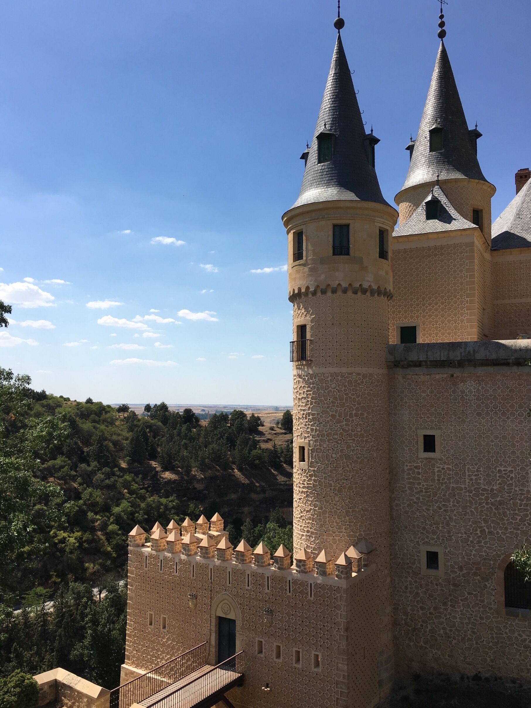 セゴビア アルカサール城 (セゴビア旧市街) - ツアーとアクティビティ