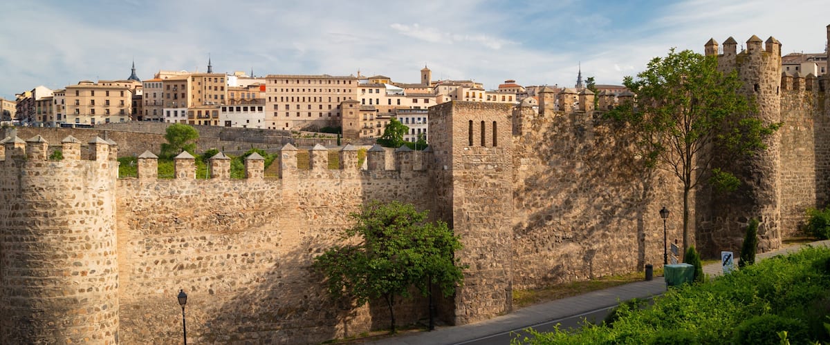Toledo showing a castle and heritage architecture