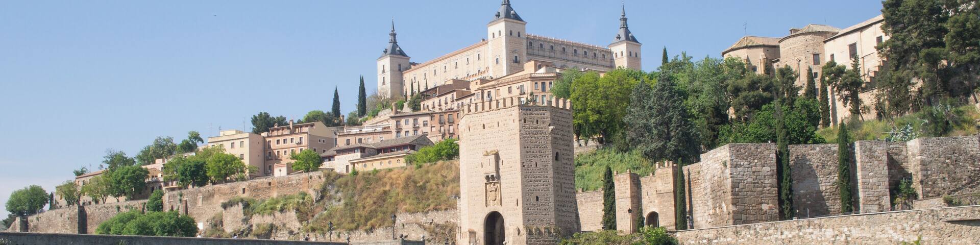 Toledo used to be the capital of Spain before it was moved to Madrid in the 16th century. Today it is an interesting little city full of catholic, jewish and arabian history, as the three religions have lived here side by side. The old city has lots of it's medieval charm left, and the best thing to do it get lost on the narrow side streets. Toledo is an easy 30 min train ride away from Madrid and a perfect day trip destination.
