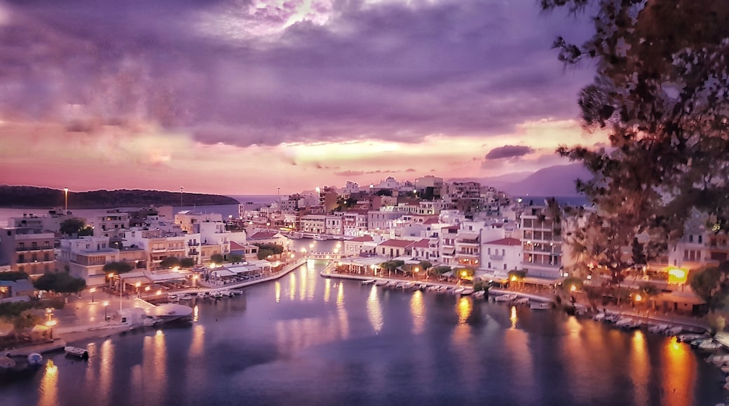 #Sunrise over the lake this morning , only a quick phone shot edited with #snapseed looking forward editing the images from camera when I return home , #greece #crete #agios #nikolaos #bvs