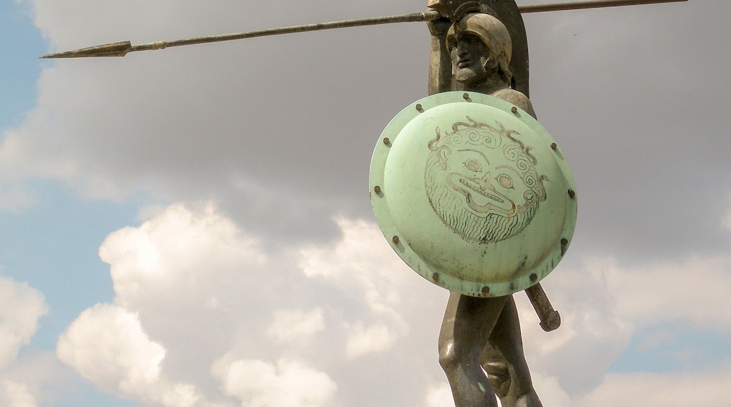 Statue of the Spartan Warrior @ Thermopylae, Greece (Sep 2006): dedicated to King Leonidas & the Spartan warriors who fought at the Battle of Thermopylae in 480BC.