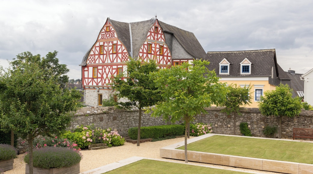 This is a picture of the hessian Kulturdenkmal (cultural monument) with the ID