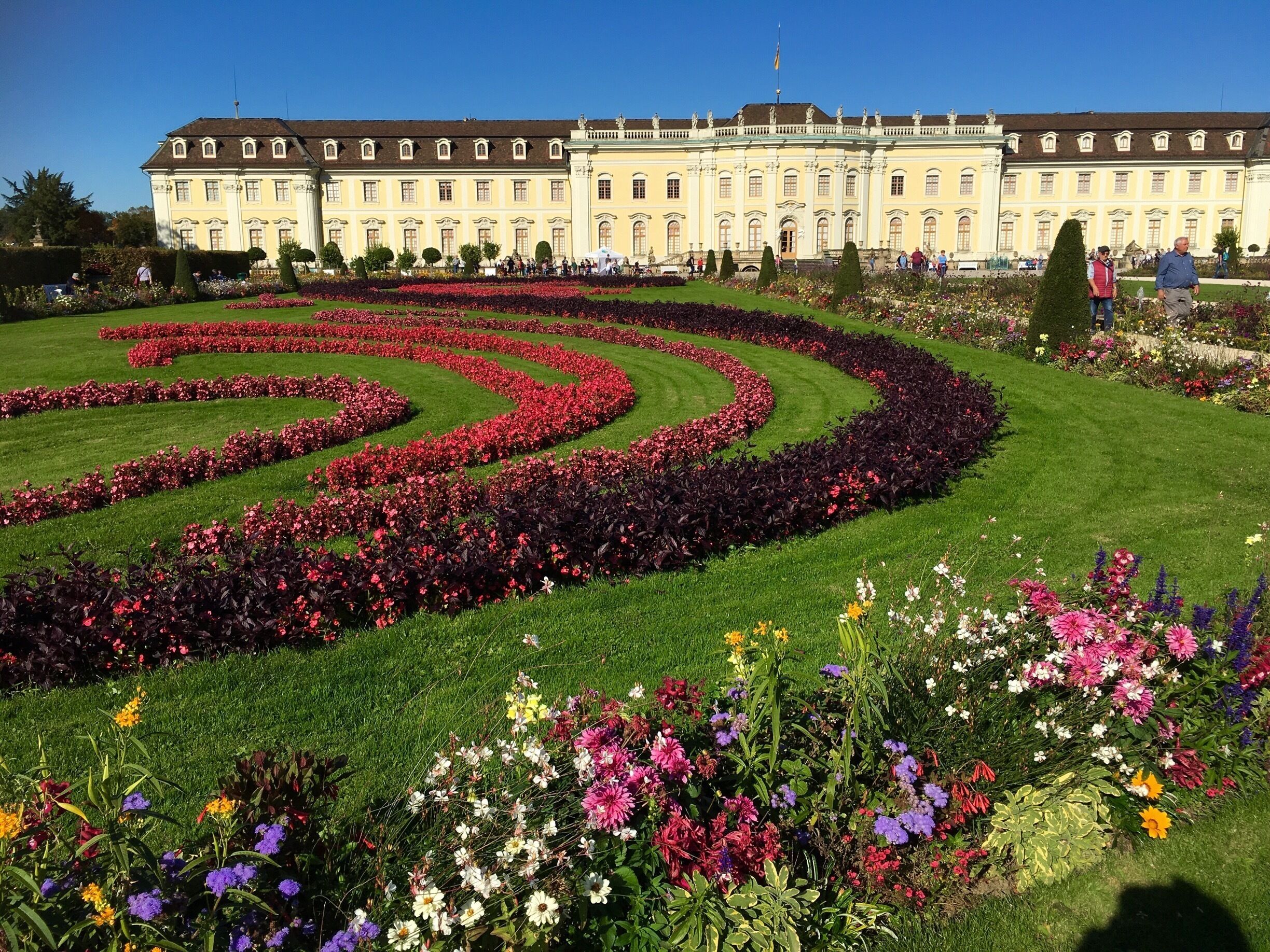 Ludwigsburg Castle Gardens, Germany 🌺