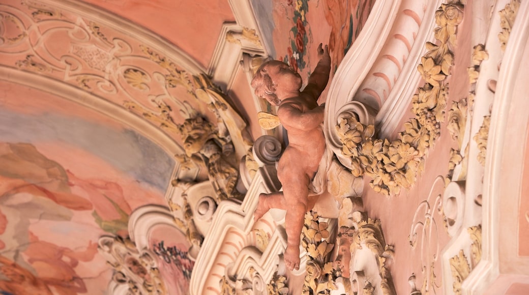 Ludwigsburg showing interior views and a castle