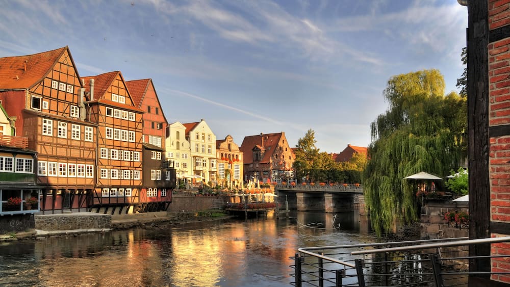 alter hafen lüneburg am morgen
