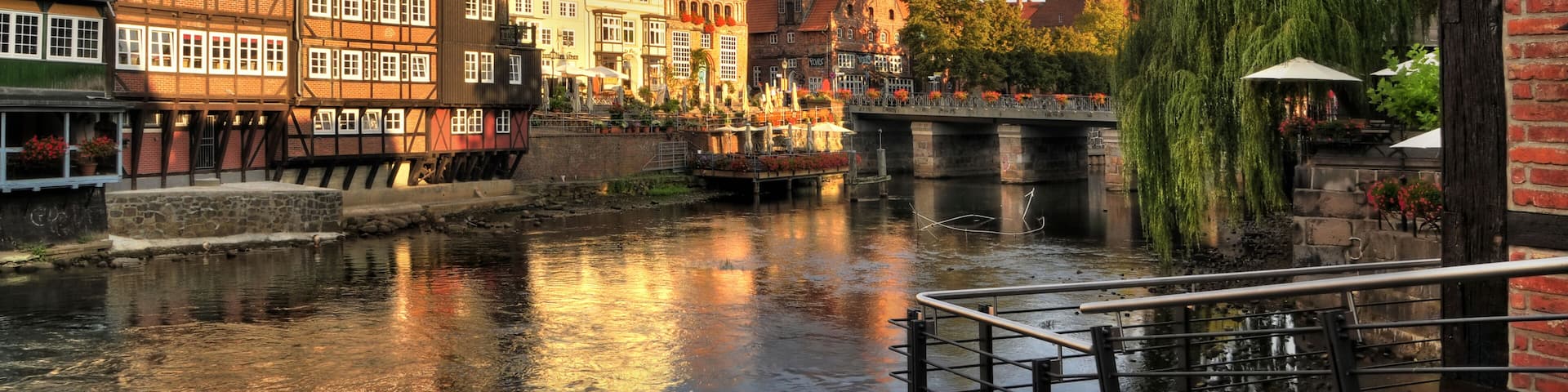 alter hafen lüneburg am morgen