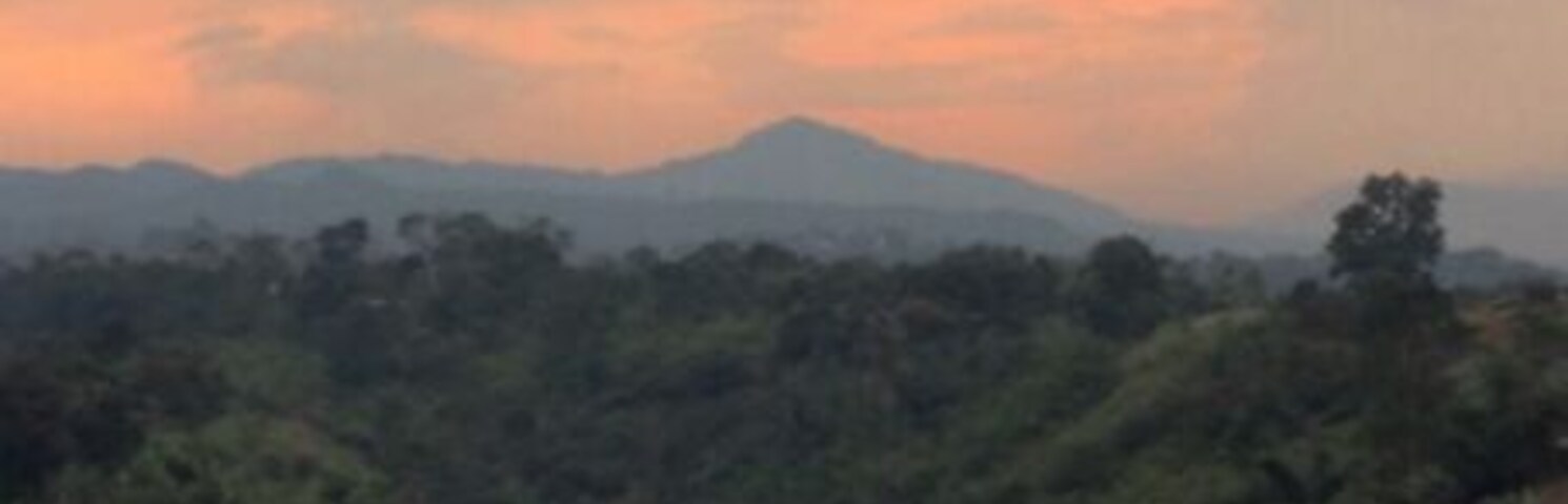 The hotel is right above the valley. The view oversees the green, lush valley below. Very captivating!