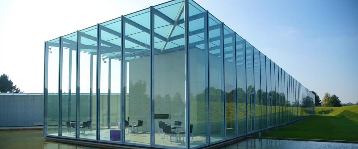 Neuss Hotel Guide