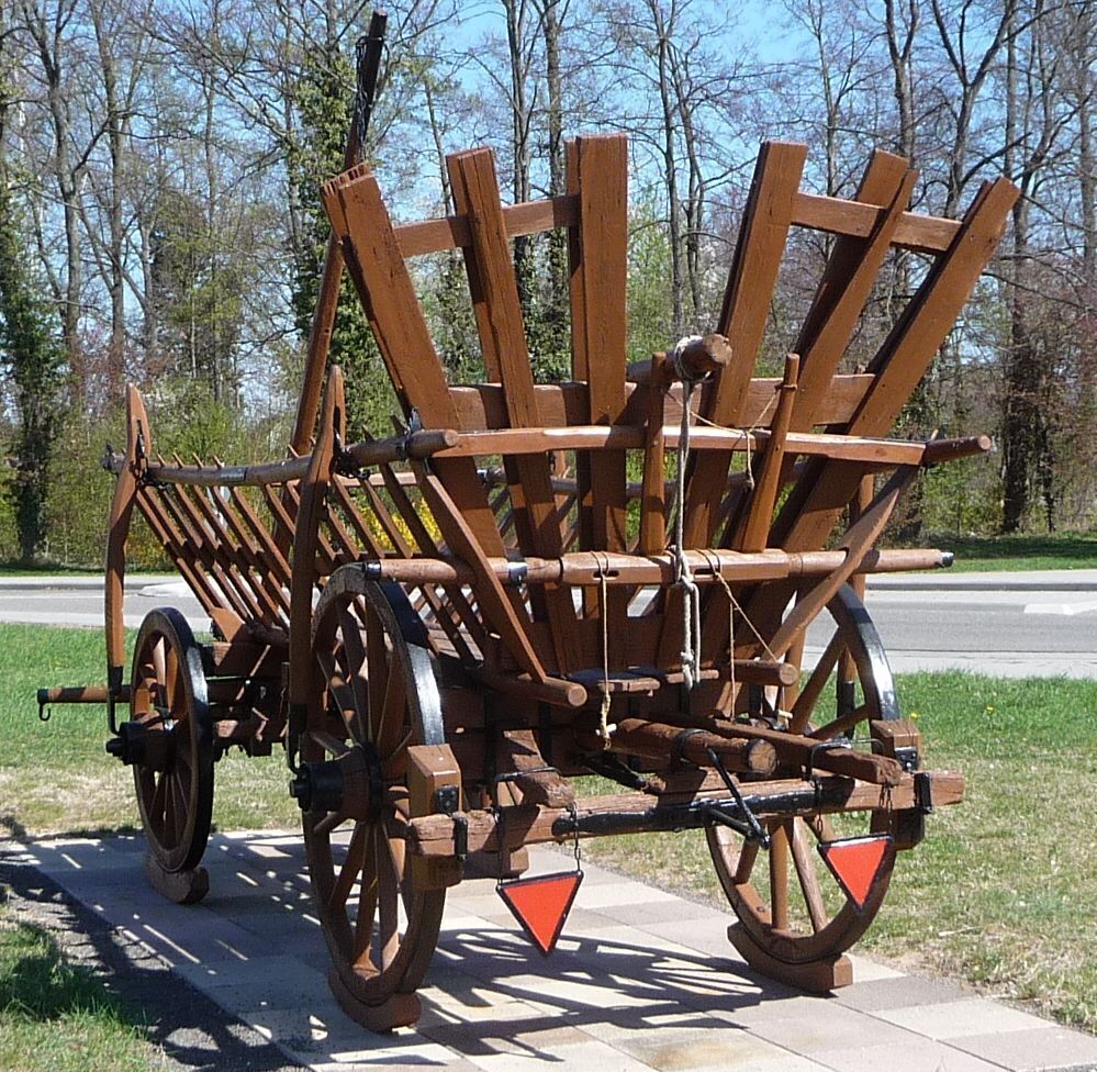alter Heuwagen in Lachen-Speyerdorf