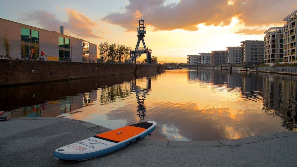 Offenbach am Main welches beinhaltet Sonnenuntergang und Bucht oder Hafen
