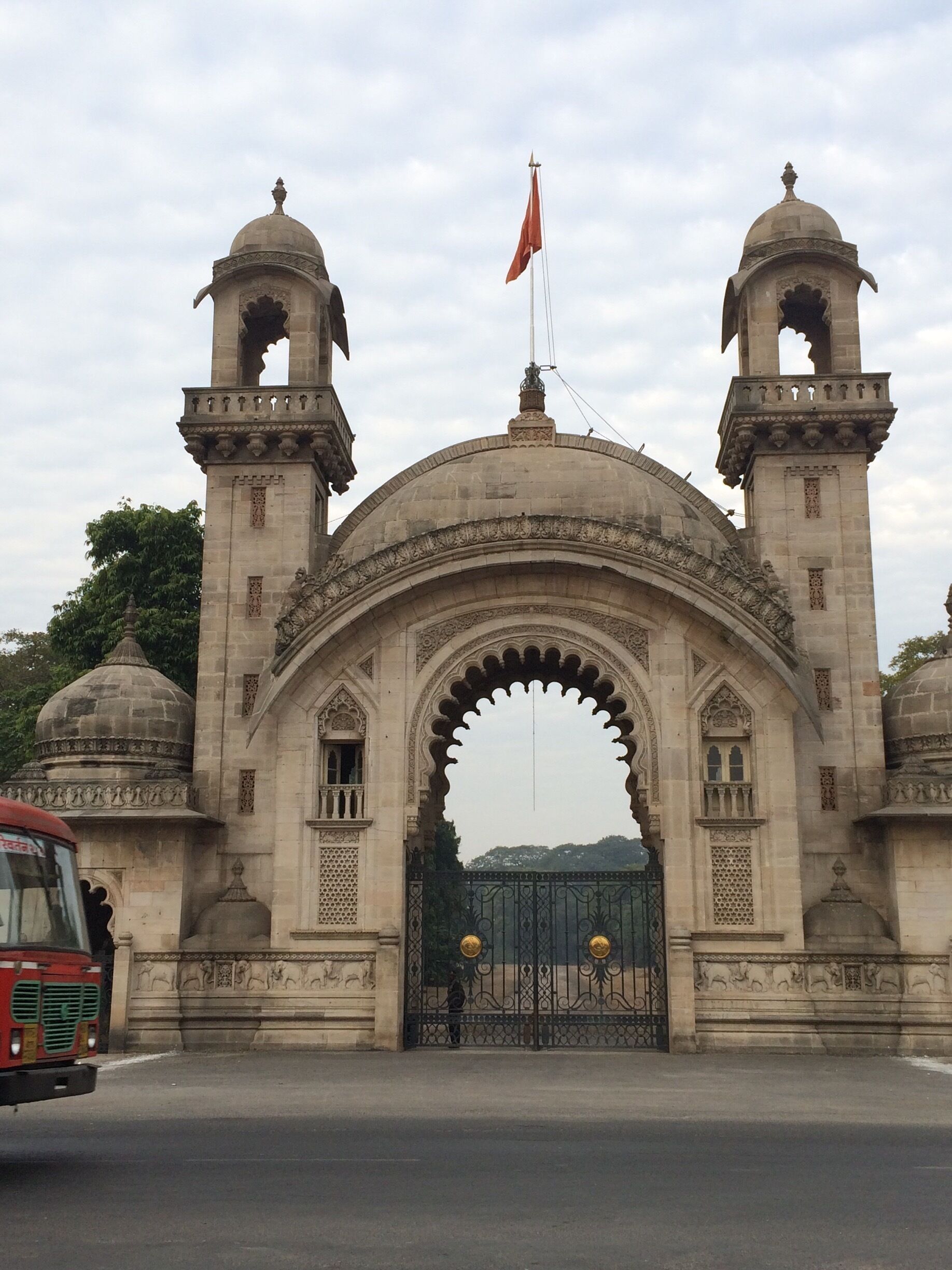 City of Vadodara is full of iconic preservation of Historic signs of Gaekwad dynasty. 