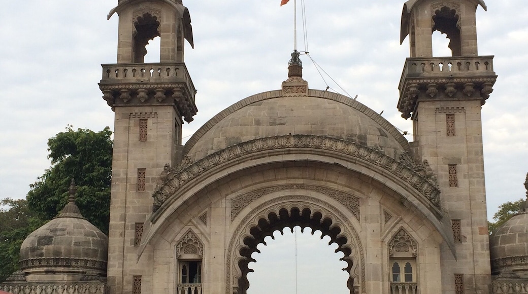 City of Vadodara is full of iconic preservation of Historic signs of Gaekwad dynasty.