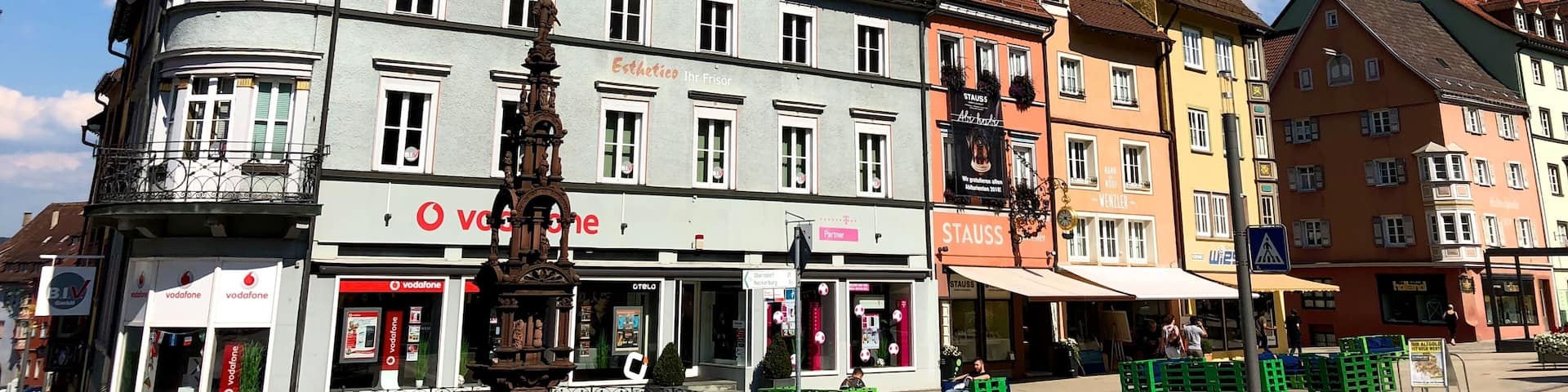 Rottweil is a town in southwest Germany in the state of Baden-Württemberg. Rottweil was a Free Imperial City for nearly 600 years.
Located between the Black Forest and the Swabian Alps. The old town is famous for its medieval center and for its traditional carnival. It is the oldest town in Baden-Württemberg and its appearance has changed very little since the 16th century.