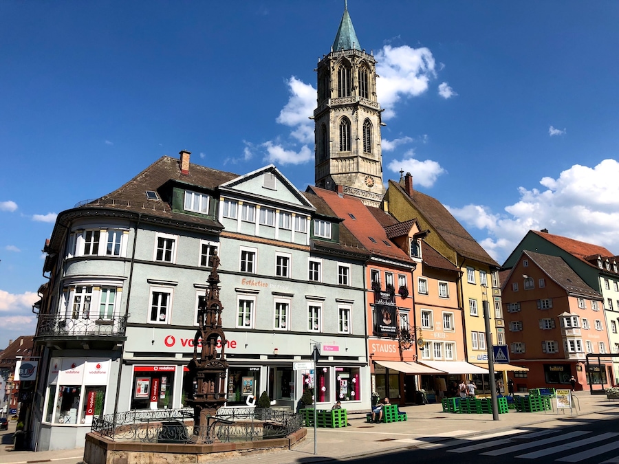Rottweil is a town in southwest Germany in the state of Baden-Württemberg. Rottweil was a Free Imperial City for nearly 600 years.
Located between the Black Forest and the Swabian Alps. The old town is famous for its medieval center and for its traditional carnival. It is the oldest town in Baden-Württemberg and its appearance has changed very little since the 16th century.
