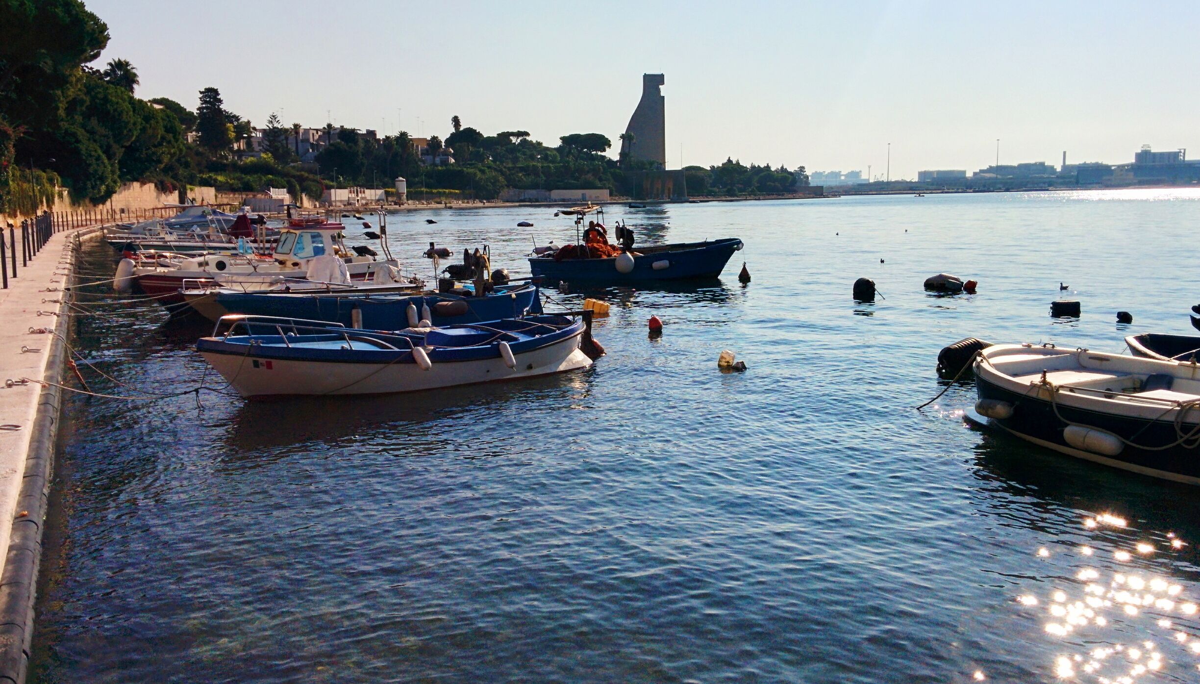 Last day in my hometown #colorful #sea #harbour #boat